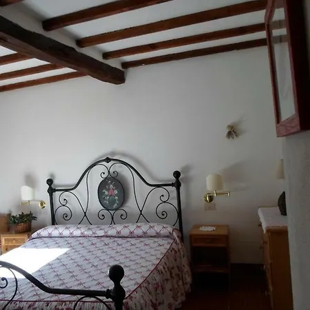 Bed & Breakfast La Fiaba Country house